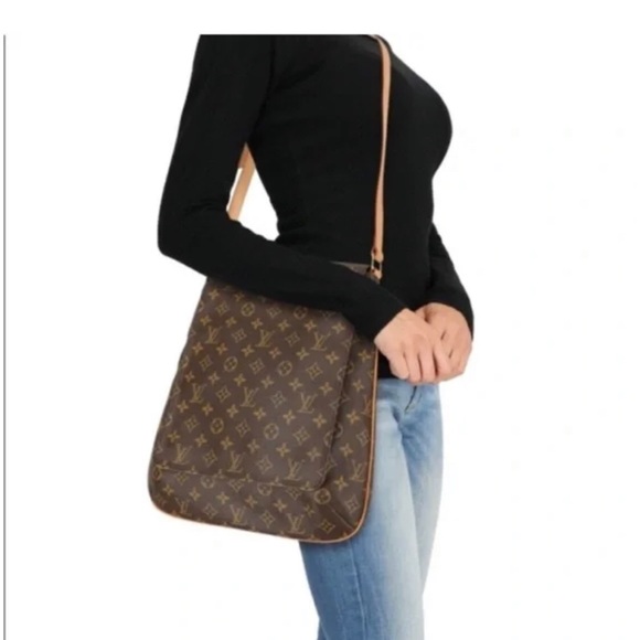 Louis Vuitton Handbags - Louis Vuitton LV Shoulder Bag  Musette Brown Monogram